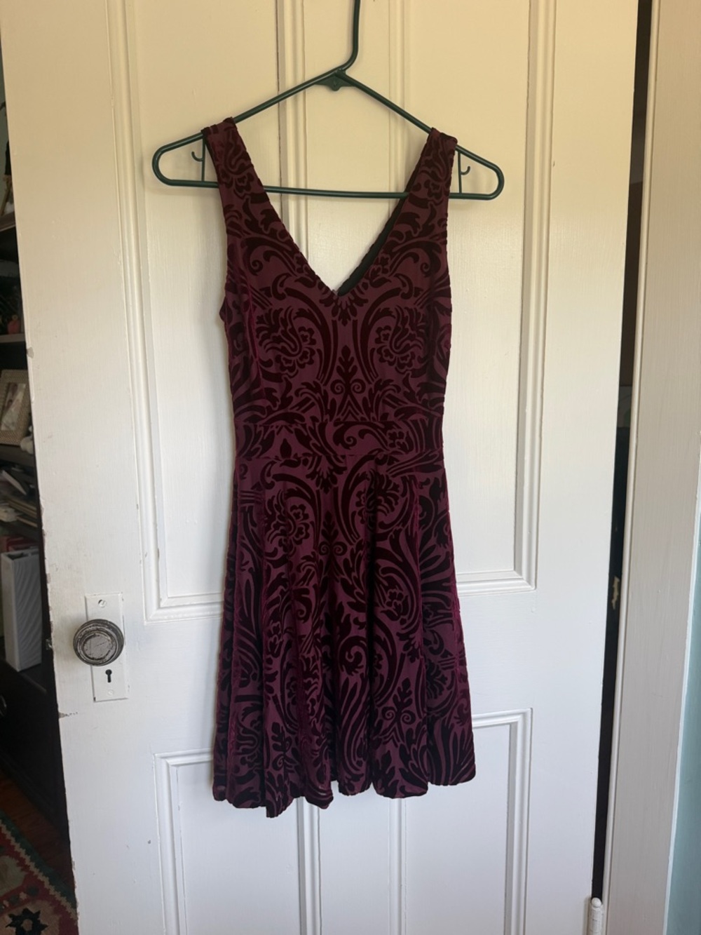 Women's V-Neck Velvet Burnout Dress in Burgundy